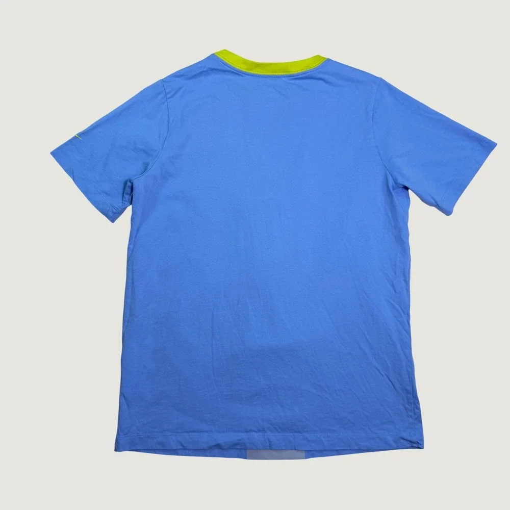 Nike boys xl